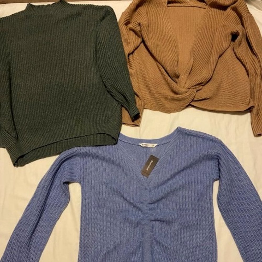 3 Sweater Bundle All Size Small